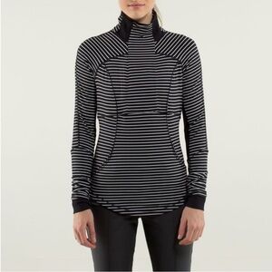 Lululemon Black and White Striped Pullover Base Runner sz 4